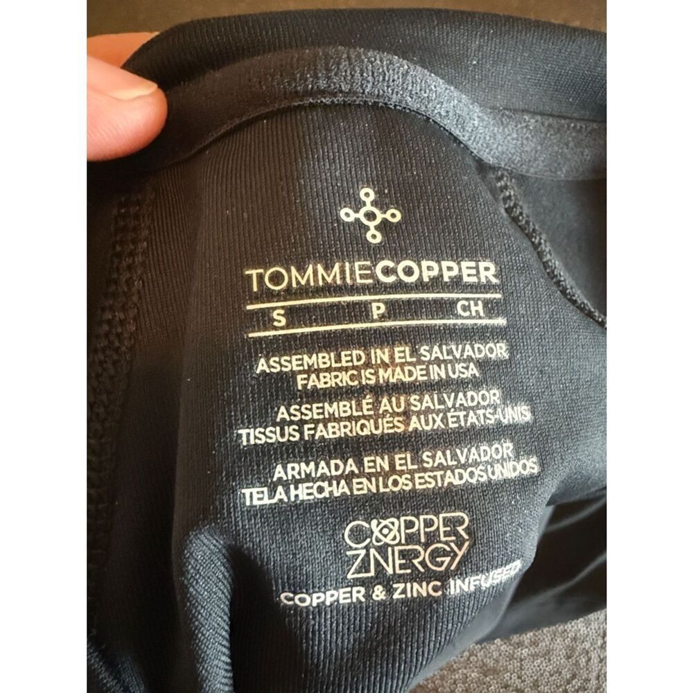 Tommie Copper Women's Long Sleeve Shoulder support Tee Black size small - Picture 7 of 11